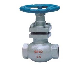 �z�������y