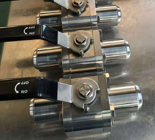 �߉��������y